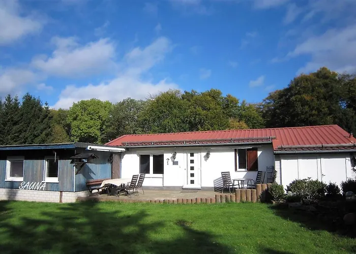 Casita - Sterneferienhaus mit Garten, Sauna und Wallbox